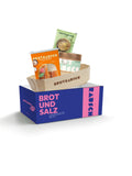 Geschenkbox zum Einzug mit Brot und Salz zum Selberbacken