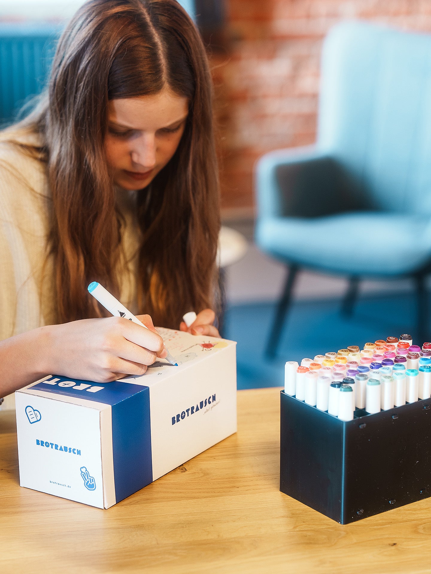 Neutrale Geschenkbox S mit 1x Brotbackmischung (Keto - ohne Gluten)