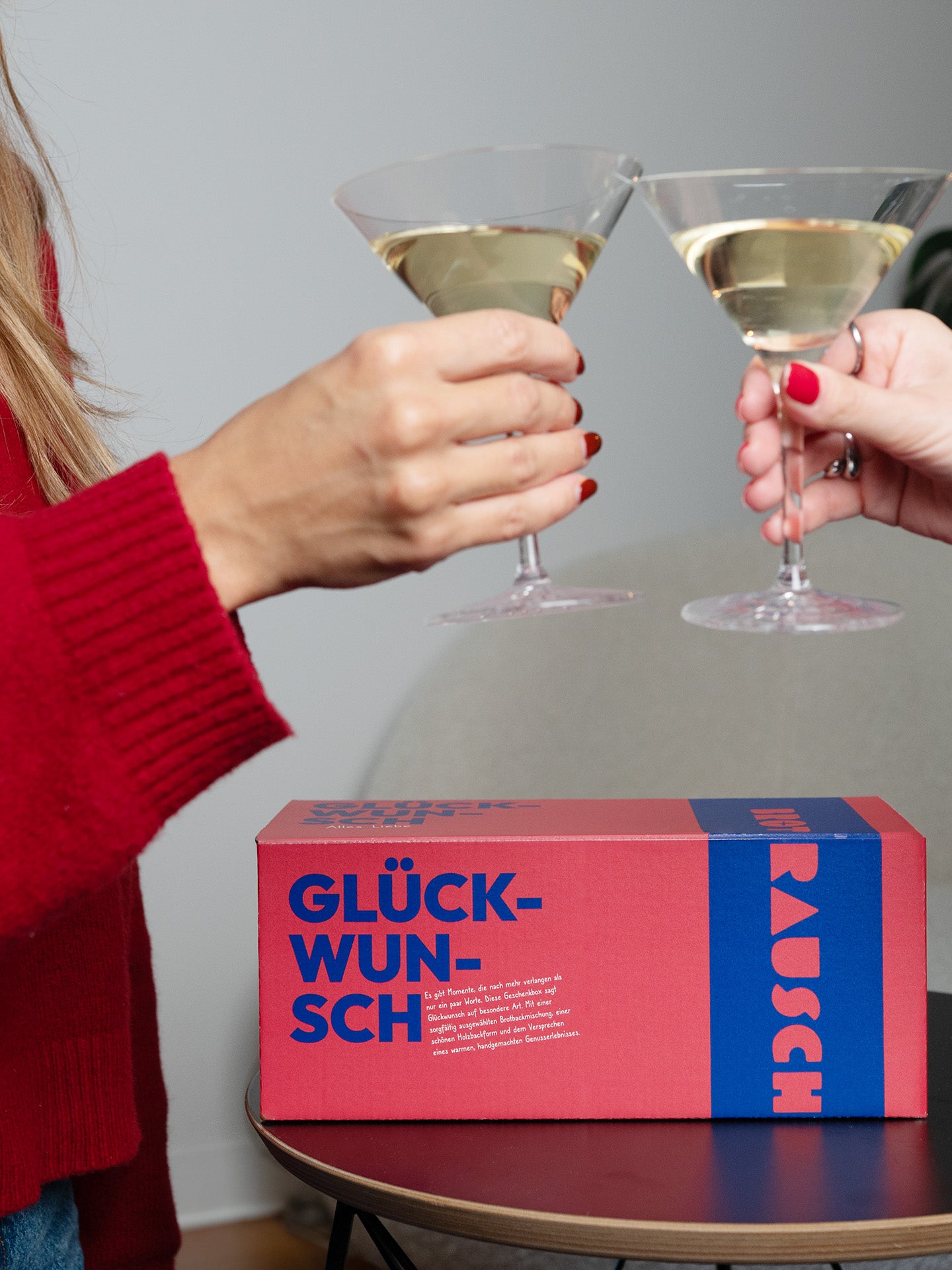 Glückwunsch Geschenkbox M mit 1x Brotbackmischung und Fruchtaufstrich