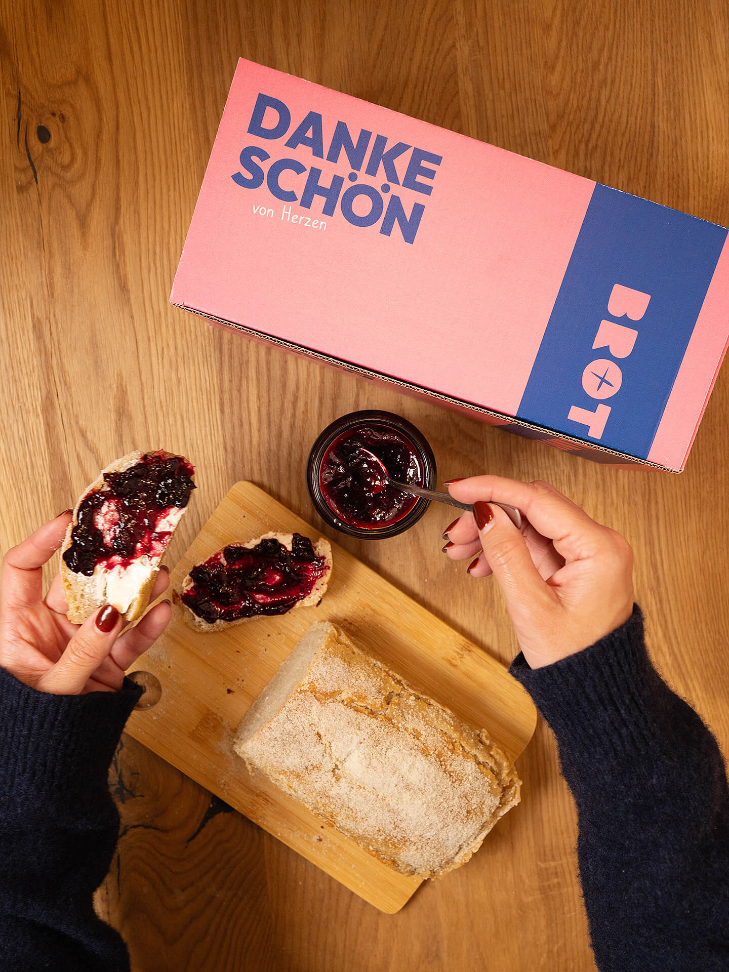 Dankeschön Geschenkbox M mit 1x Brotbackmischung & Stullensalz Gartenkräuter